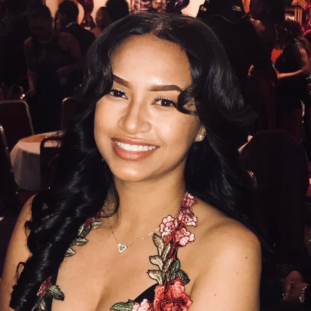 Meet your Posher, Lanah